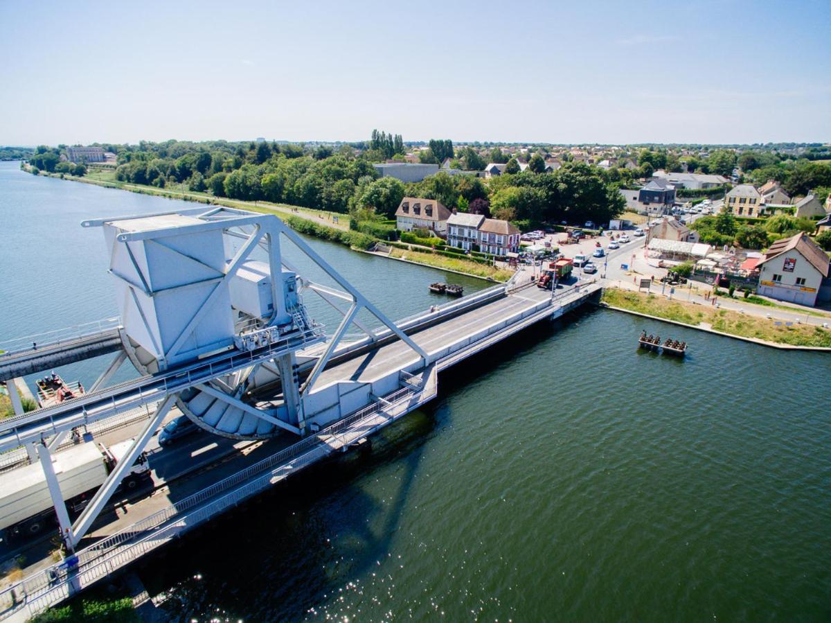 Bénouville Maison Au Pegasus Bridge & Proche Plage מראה חיצוני תמונה